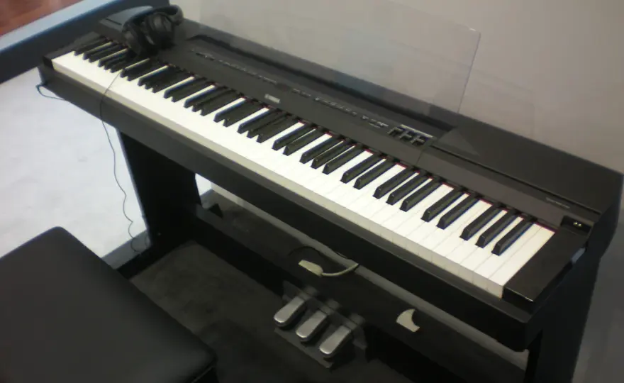 Yamaha P-115 - Czy to pianino cyfrowe wciąż ma sens?