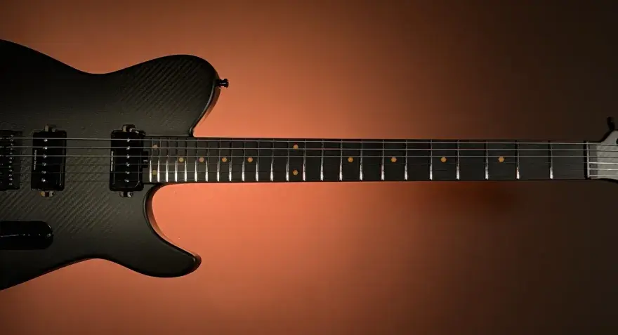 Gitara karbonowa RUF - Czy to instrument dla Ciebie?