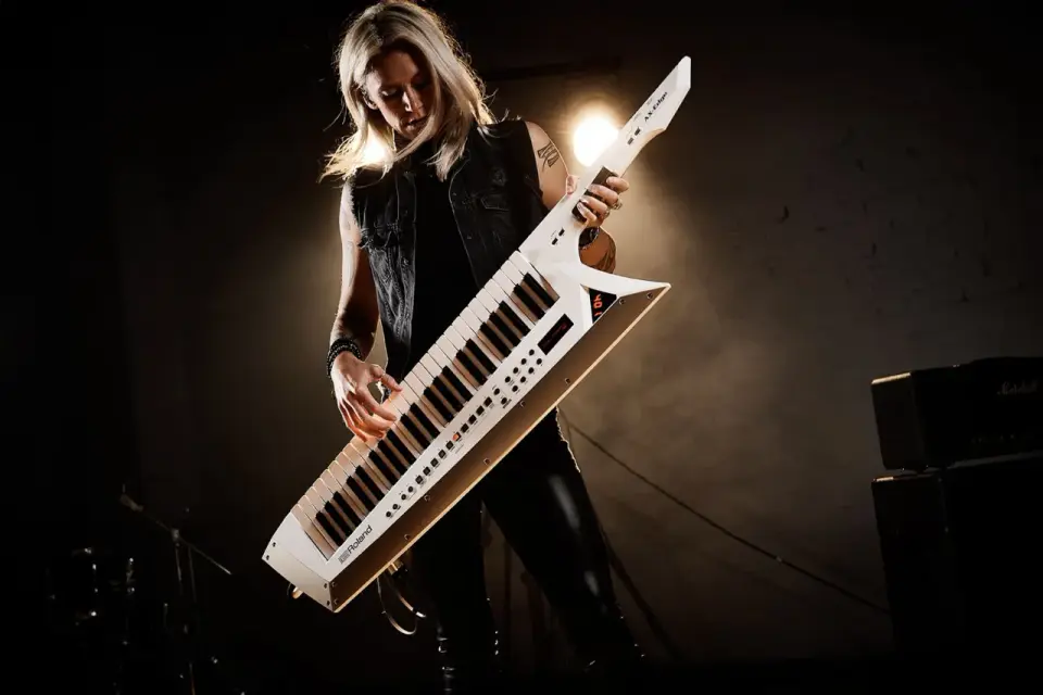 Keytar - Wybierz idealny instrument na pasek!